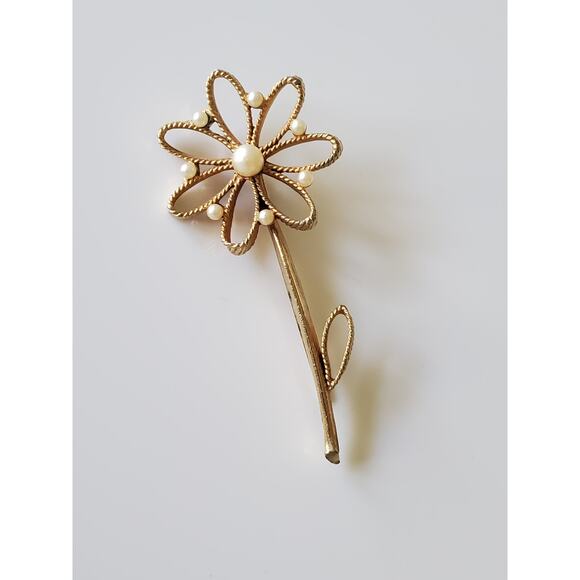 Vintage Flower Pin - Picture 1 of 5